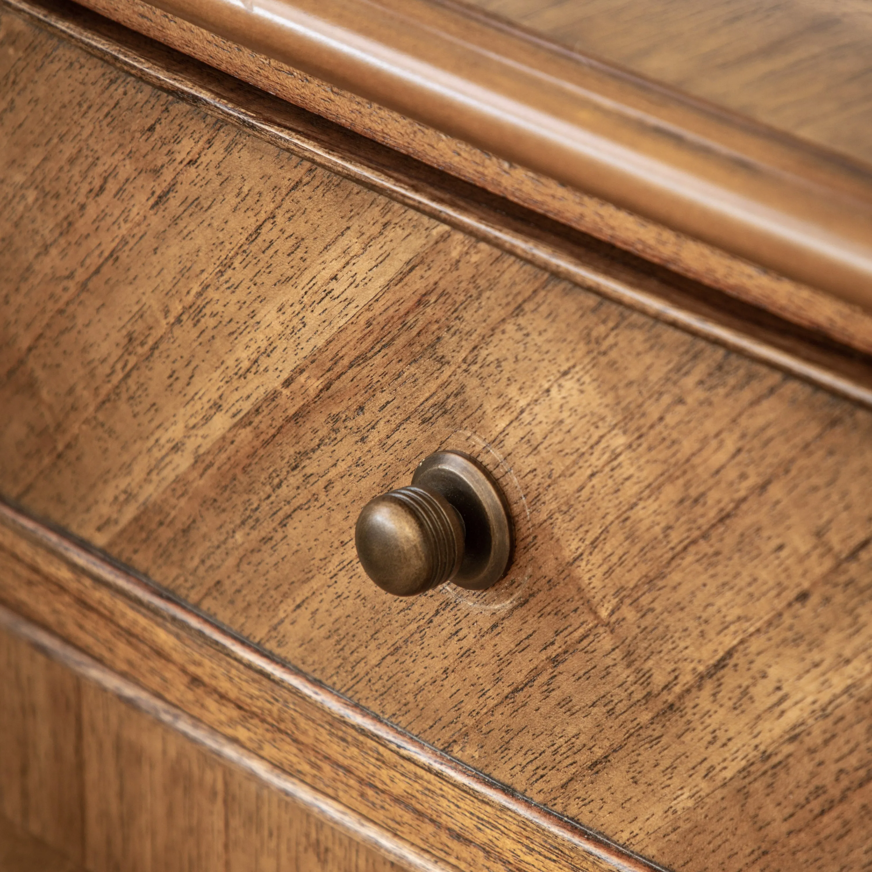 Amos Highgrove 2 Door/1 Drawer Sideboard
