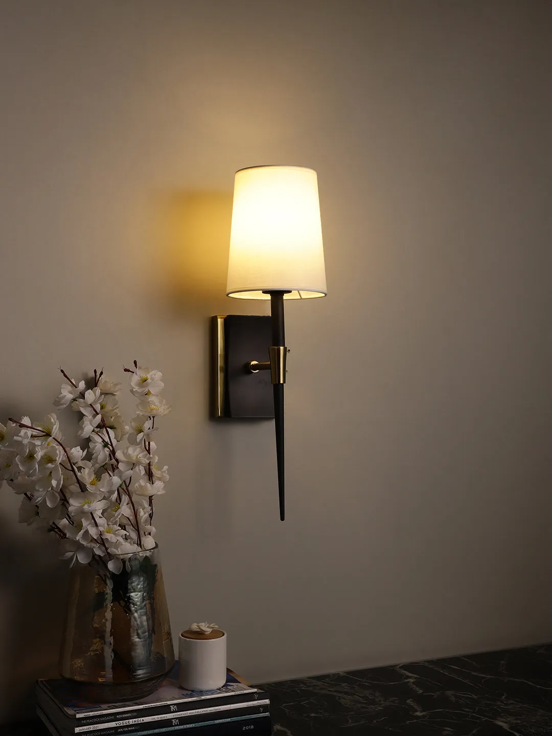 Ardelene Wall Lamp