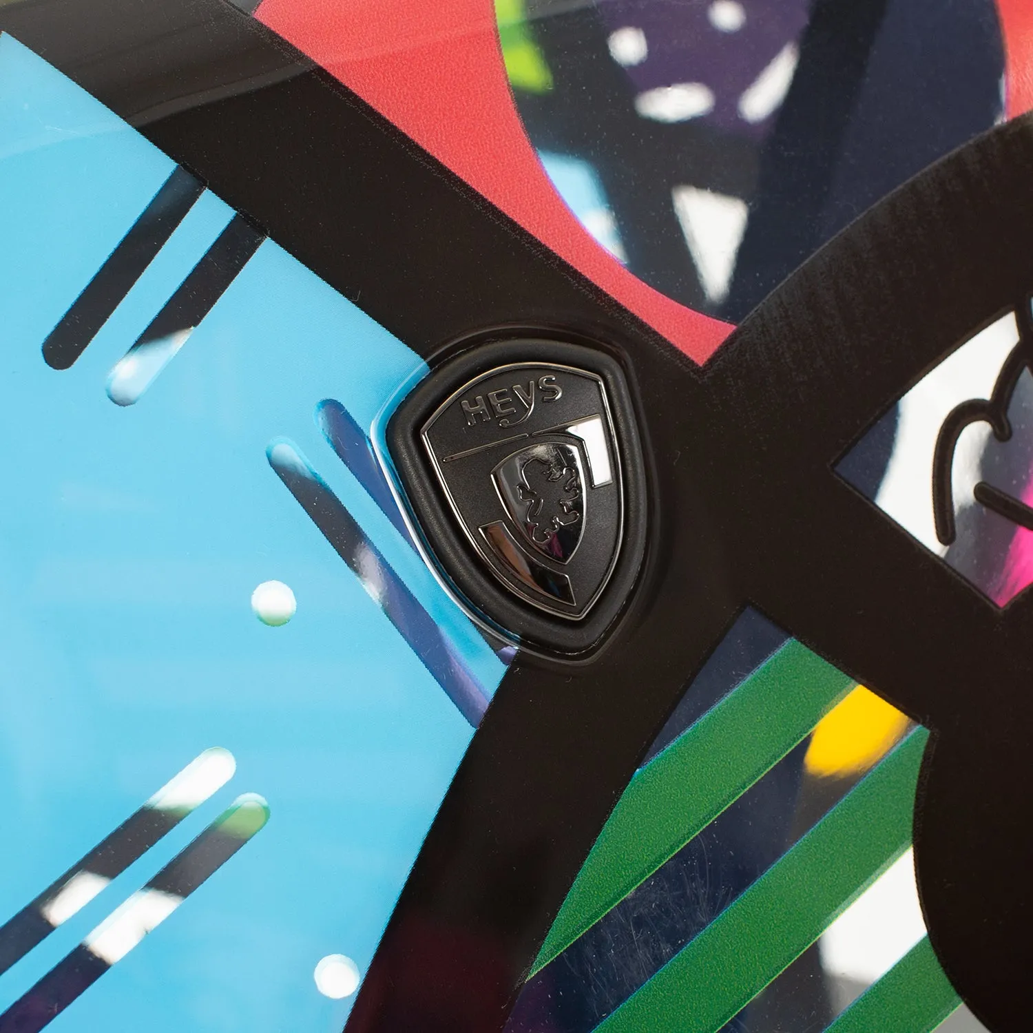 Britto - Butterfly Transparent 26" - The Art of Modern Travel™