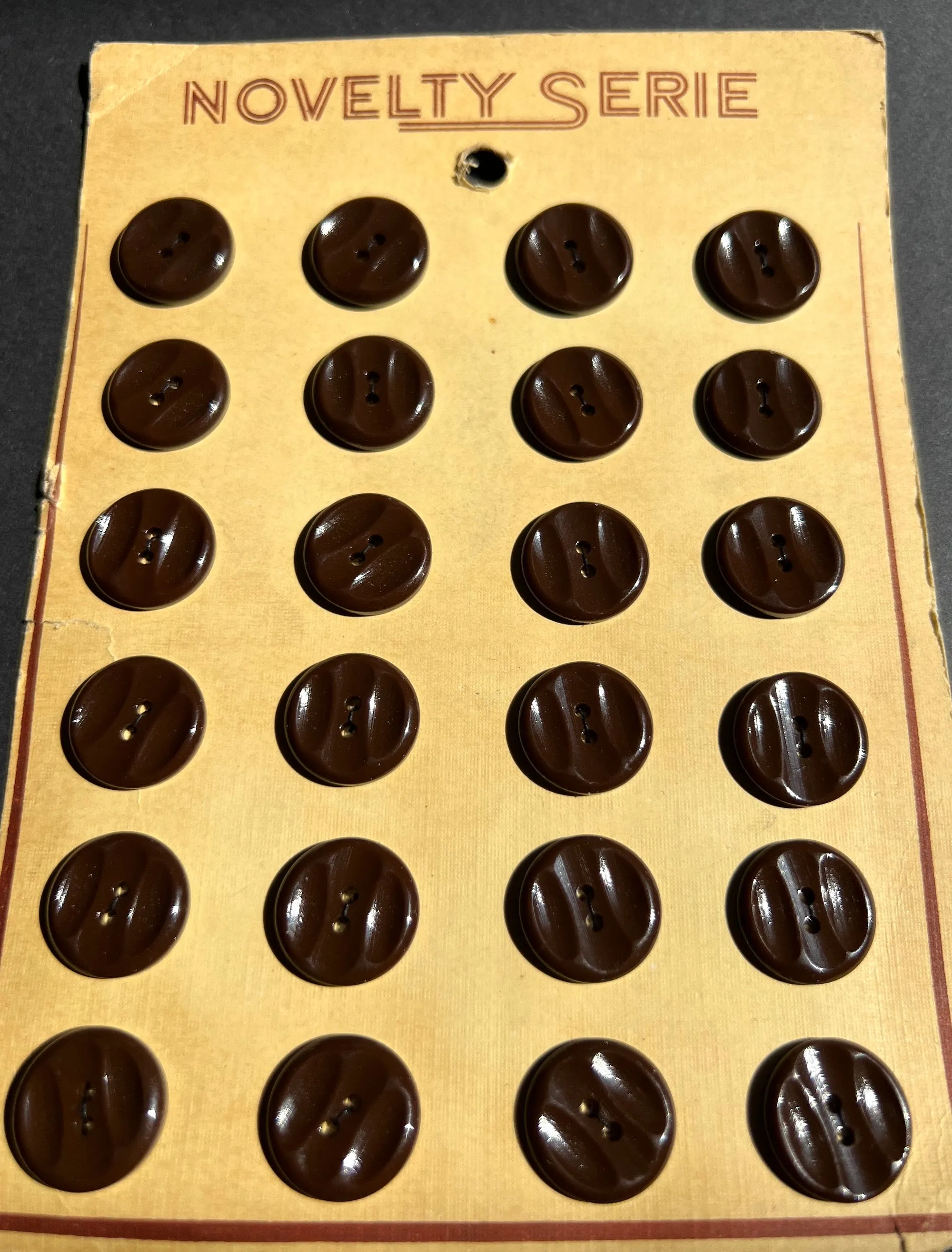 Card of 24 Rich Chocolate Brown 1.7cm Vintage Buttons
