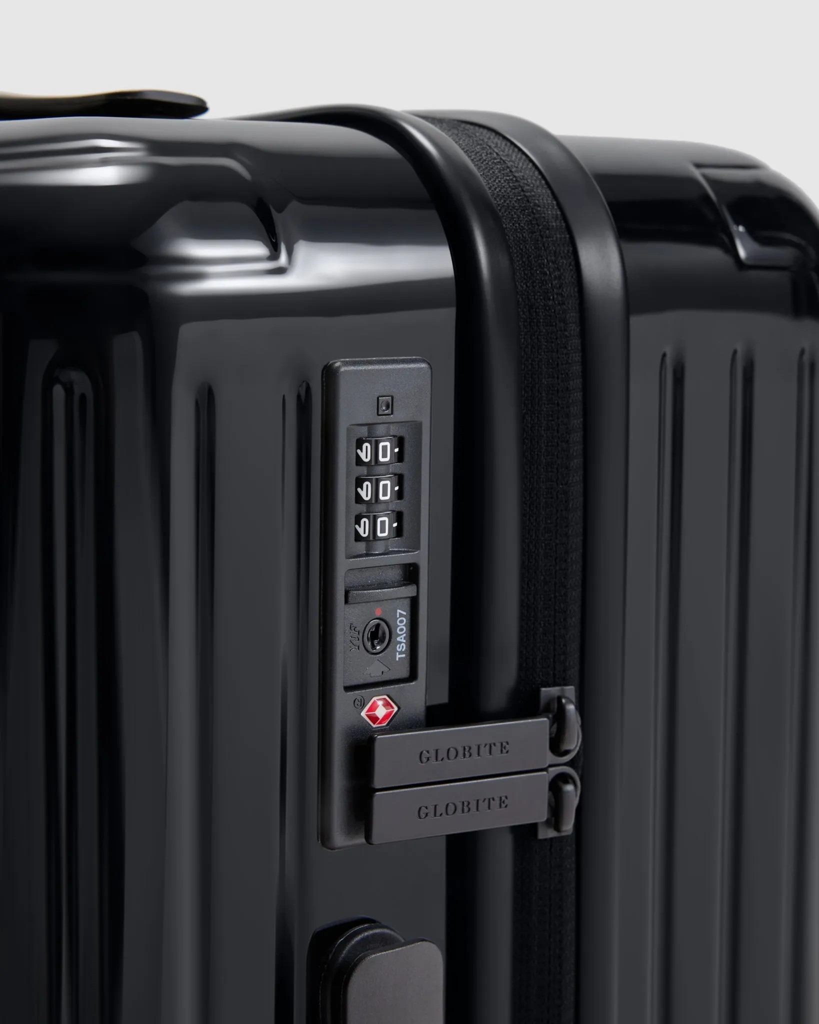 Carry On Suitcase - Onyx Black