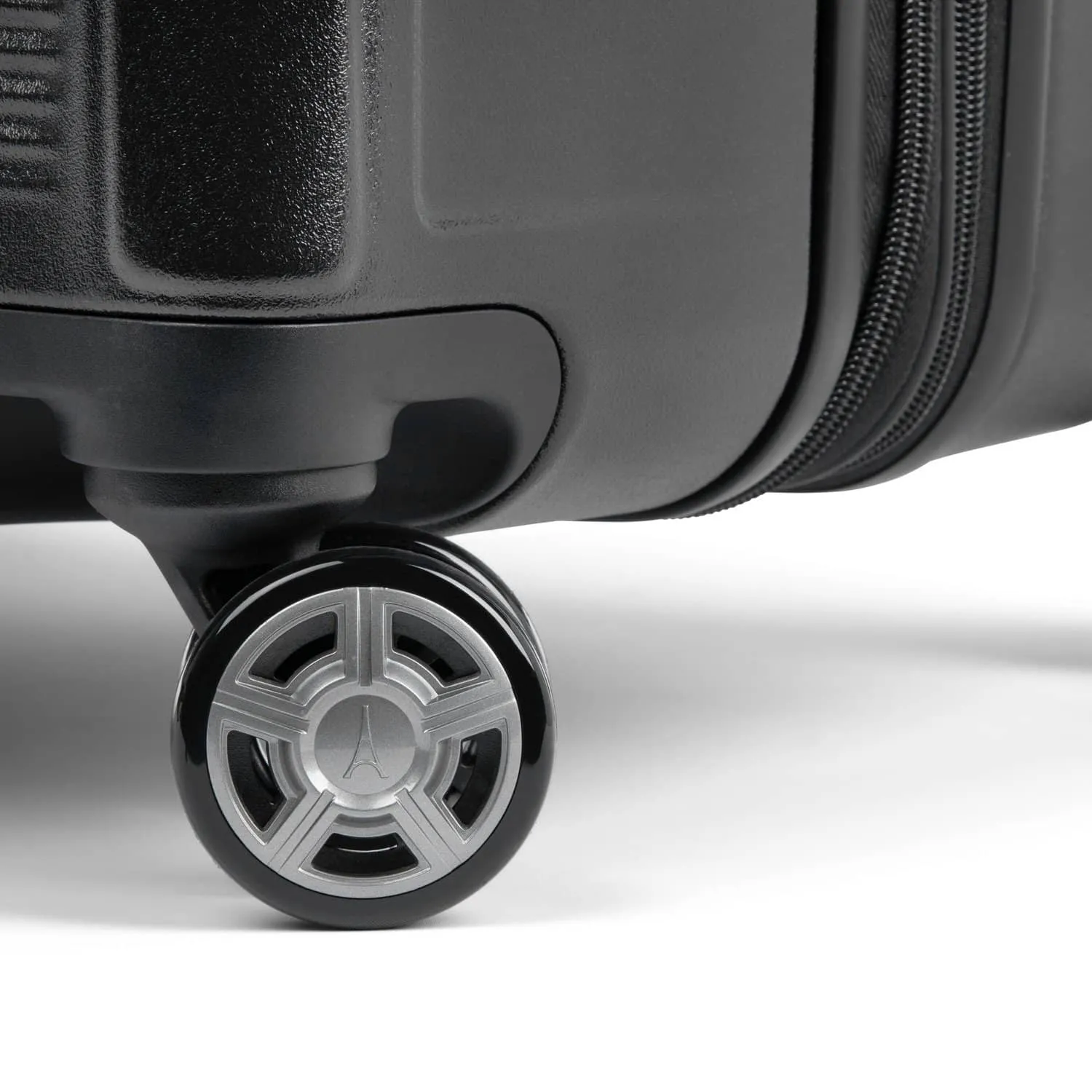 Travelpro Platinum® Elite Medium Check-In Expandable Hardside Spinner Luggage