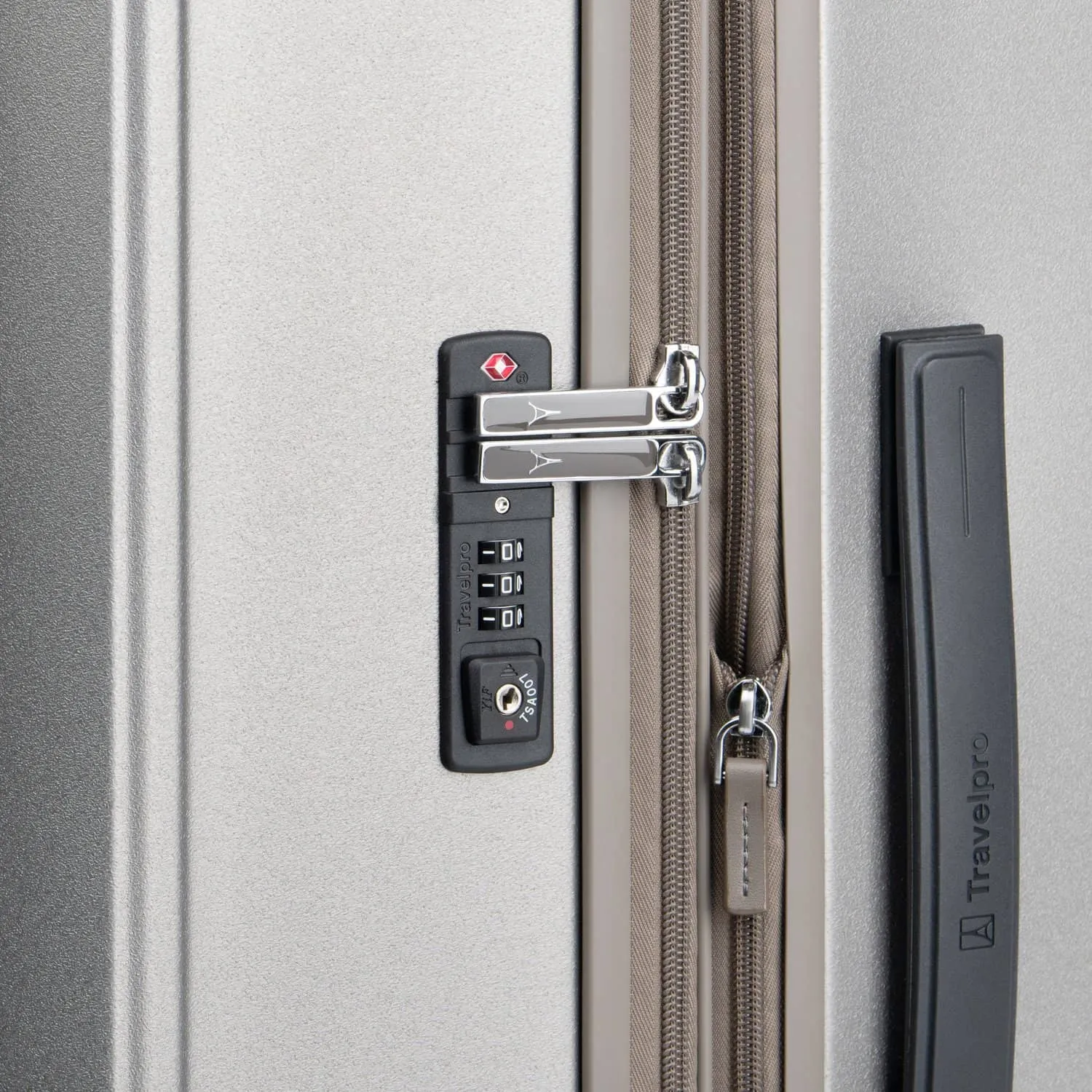 Travelpro Platinum® Elite Medium Check-In Expandable Hardside Spinner Luggage